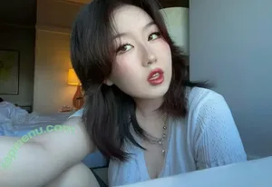 Fufu Flutters ASMR / fufumochii nude photo #0016