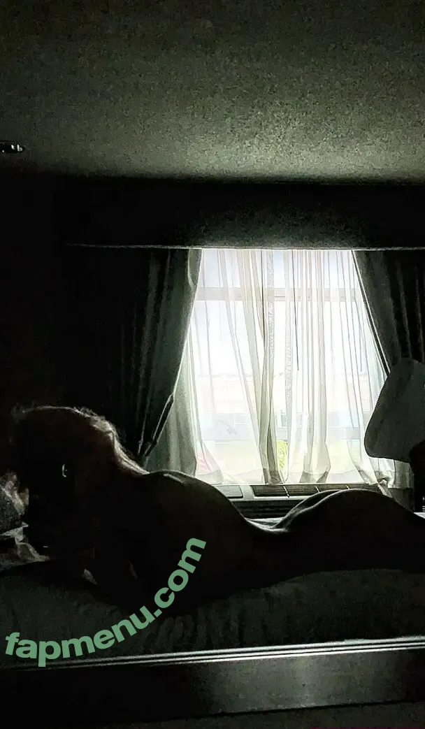 Fuhhz nude photo #0174 (Sabreena Diamond / fuhzz)