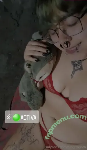  nude photo #0003