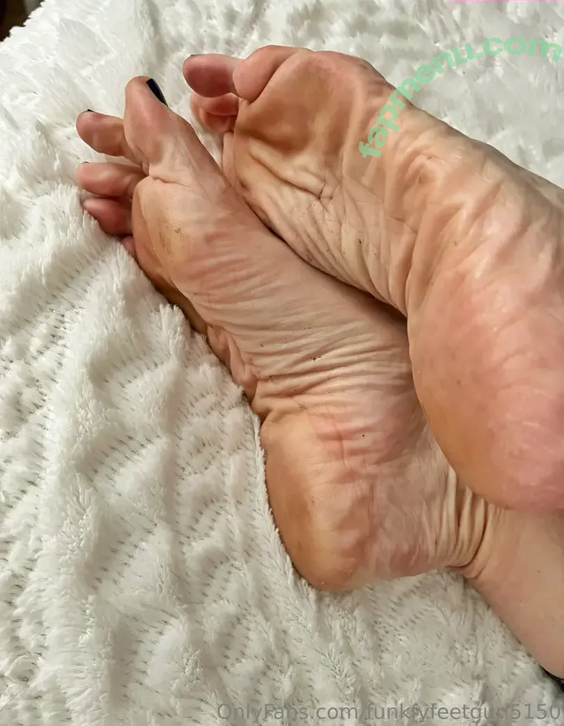 funkfyfeetgurl5150 nude photo #0005 (funkfyfeetgurl5150)