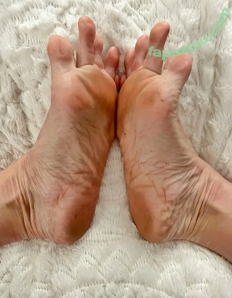funkfyfeetgurl5150 nude photo #0008 (funkfyfeetgurl5150)