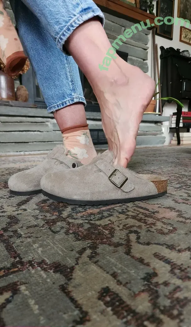funkfyfeetgurl5150 nude photo #0088 (funkfyfeetgurl5150)