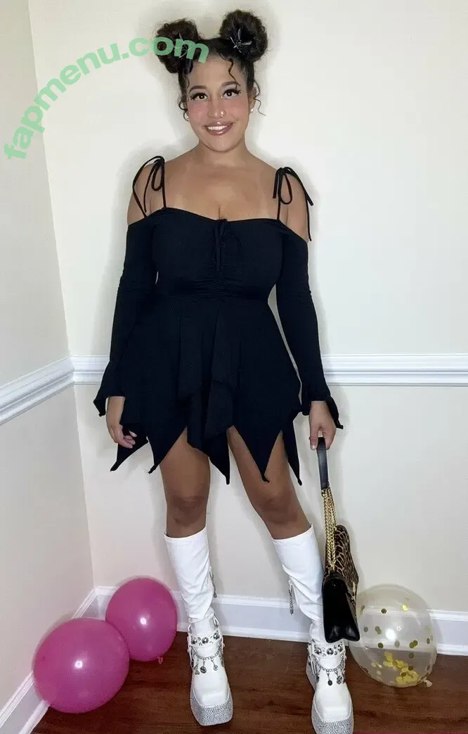 Funsizedmegan nude photo #0004 (Funsizedmegan)