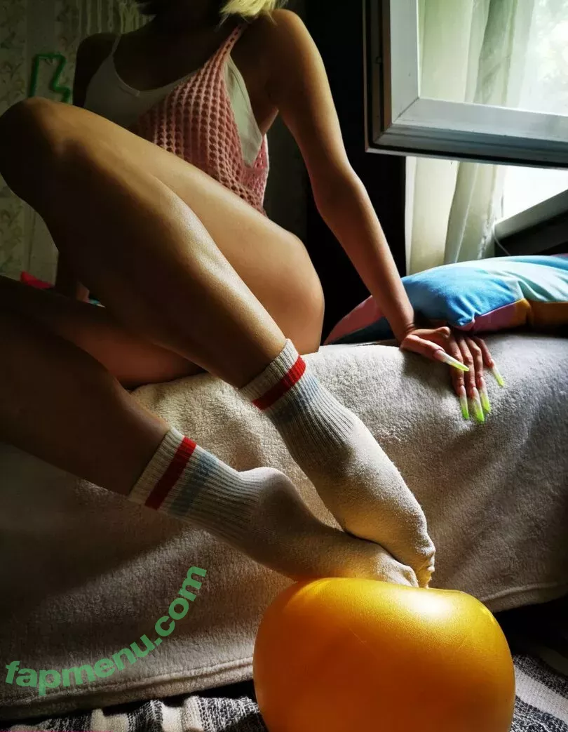 funsnail nude photo #1801 (Funnycat / Maria smirnova / thefunsnail)