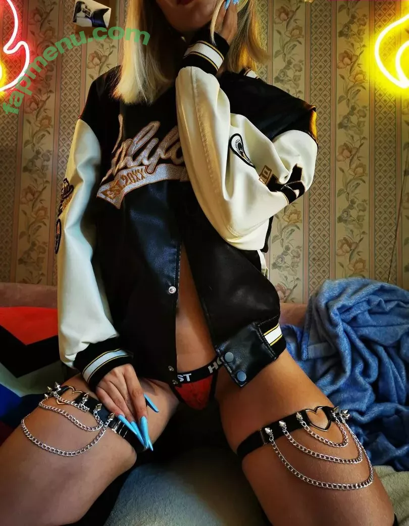 funsnail nude photo #1845 (Funnycat / Maria smirnova / thefunsnail)