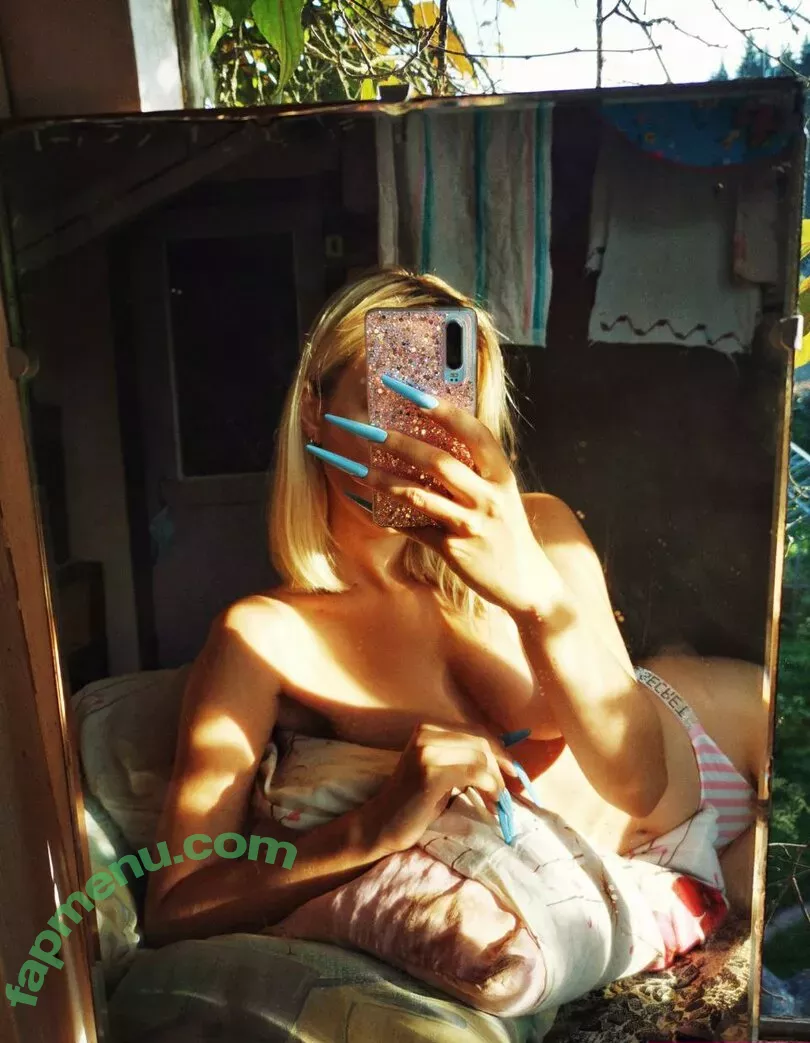 funsnail nude photo #1988 (Funnycat / Maria smirnova / thefunsnail)