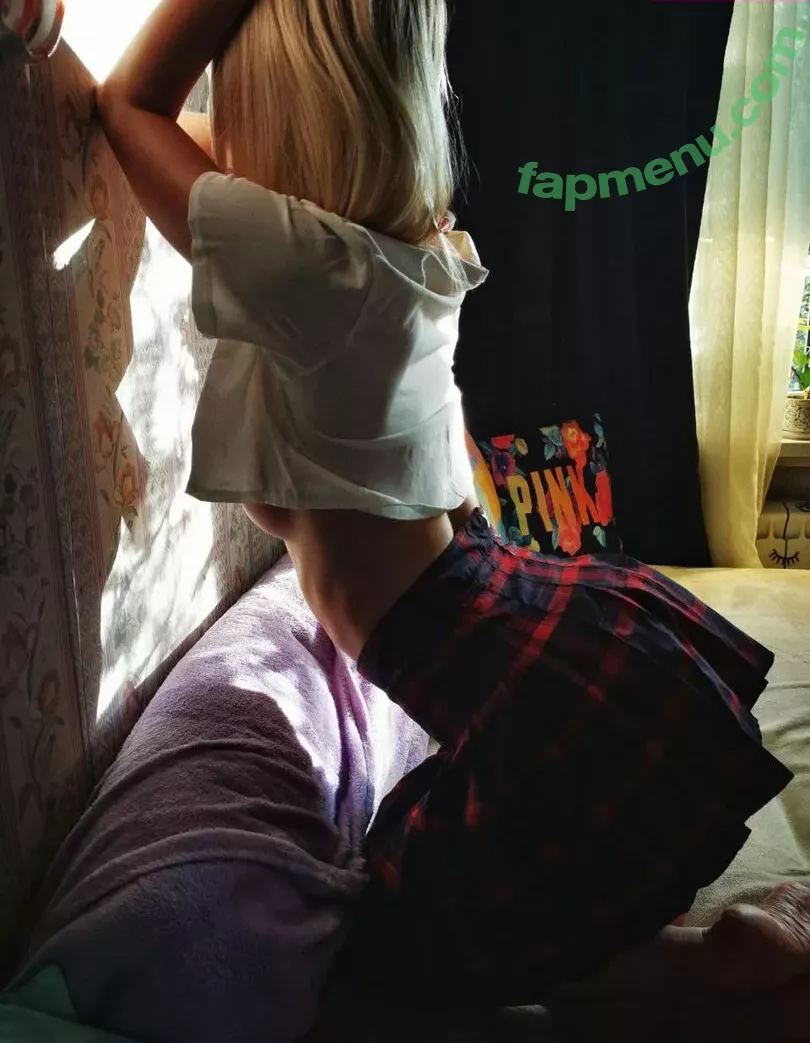 funsnail nude photo #2054 (Funnycat / Maria smirnova / thefunsnail)