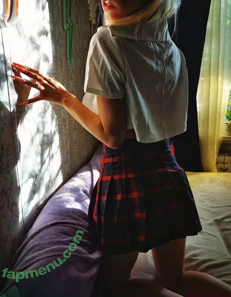 funsnail nude photo #2058 (Funnycat / Maria smirnova / thefunsnail)