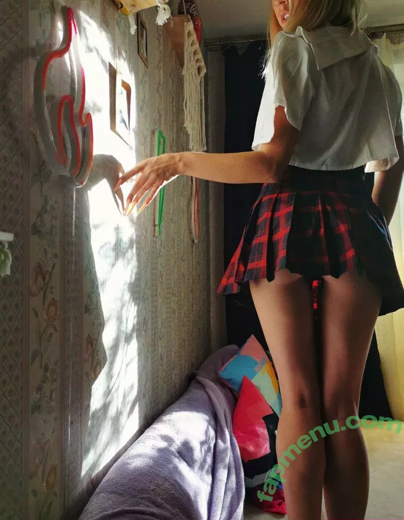 funsnail nude photo #2066 (Funnycat / Maria smirnova / thefunsnail)