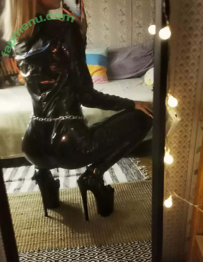 funsnail nude photo #2082 (Funnycat / Maria smirnova / thefunsnail)