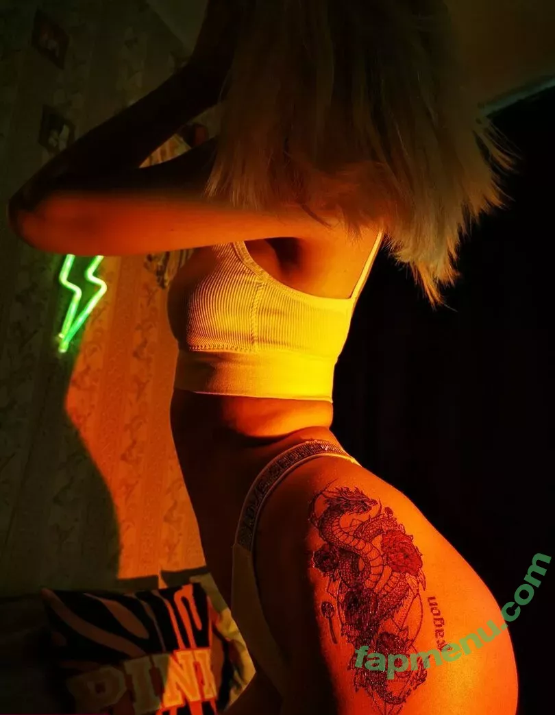 funsnail nude photo #2123 (Funnycat / Maria smirnova / thefunsnail)