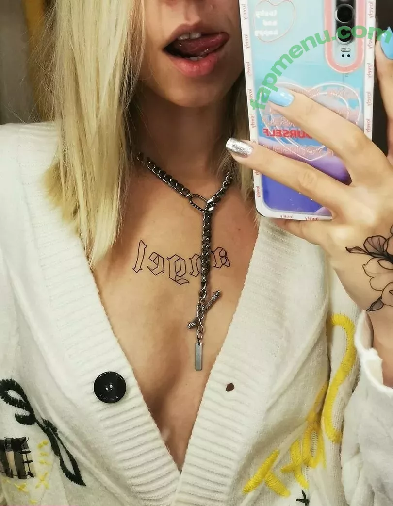 funsnail nude photo #2209 (Funnycat / Maria smirnova / thefunsnail)