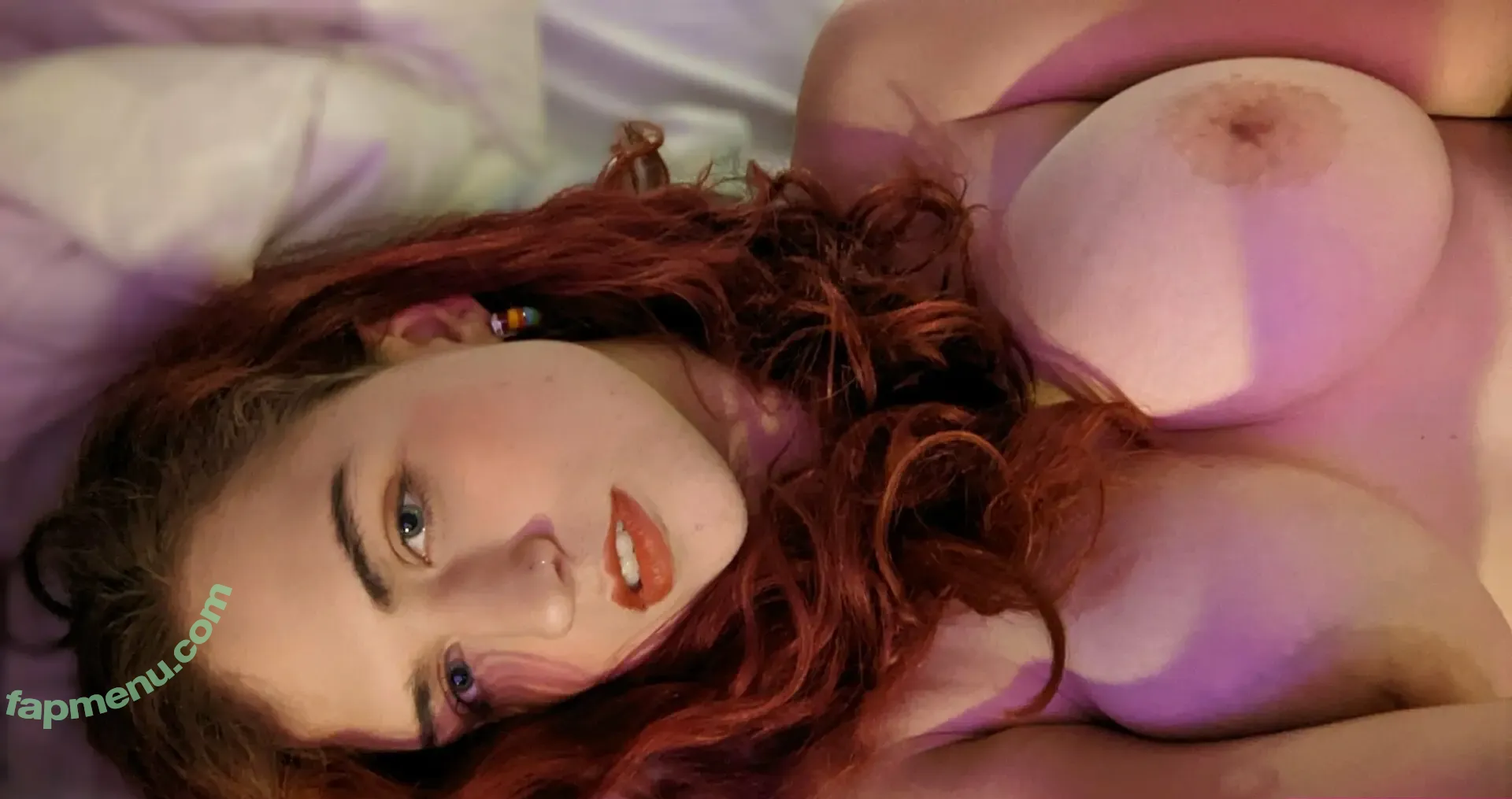 fusciafox nude photo #0001 (fusciafox)