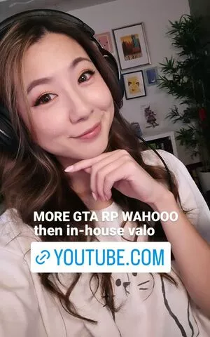 Fuslie / Leslie nude photo #0510