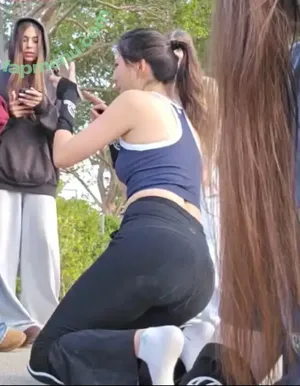 Fuslie / Leslie nude photo #0837