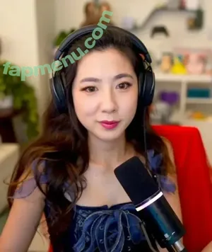 Fuslie / Leslie nude photo #0926