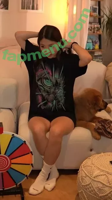 Fuslie nude photo #0245 (Leslie)