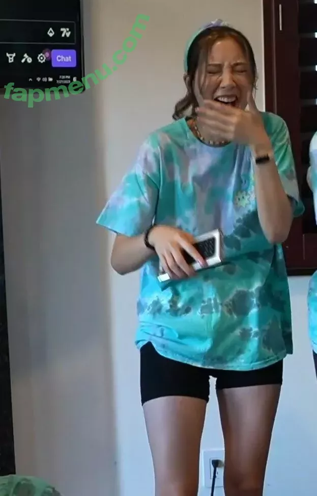 Fuslie nude photo #0281 (Leslie)