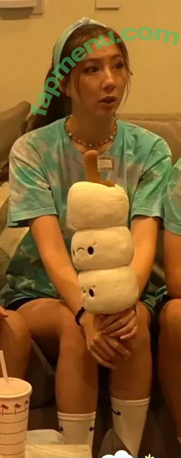 Fuslie nude photo #0286 (Leslie)
