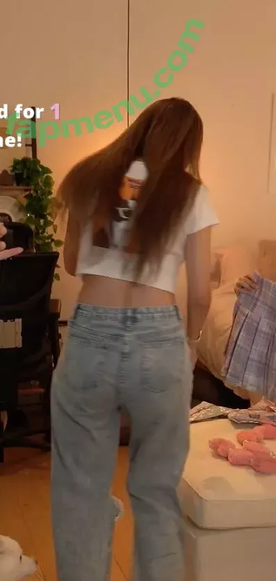 Fuslie nude photo #0338 (Leslie)