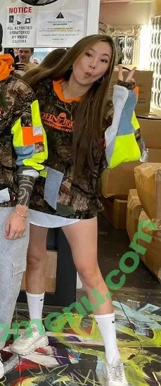 Fuslie nude photo #0351 (Leslie)