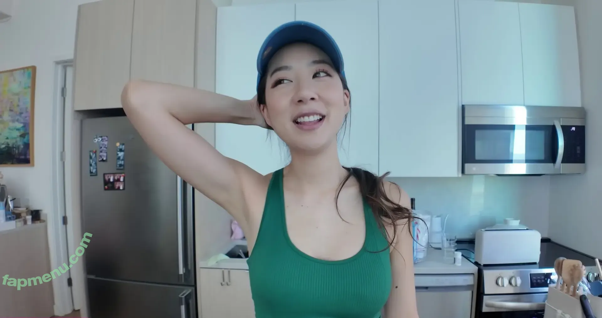 Fuslie nude photo #0820 (Leslie)
