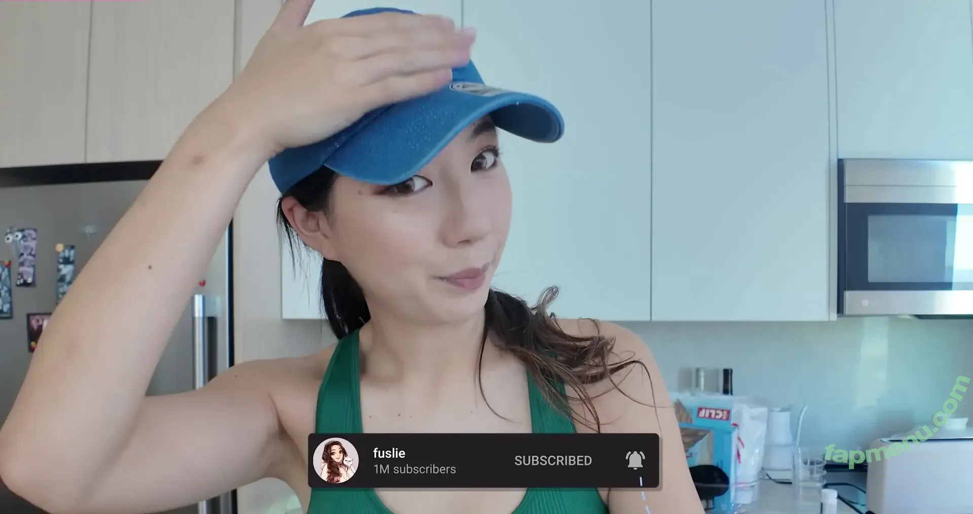 Fuslie nude photo #0822 (Leslie)