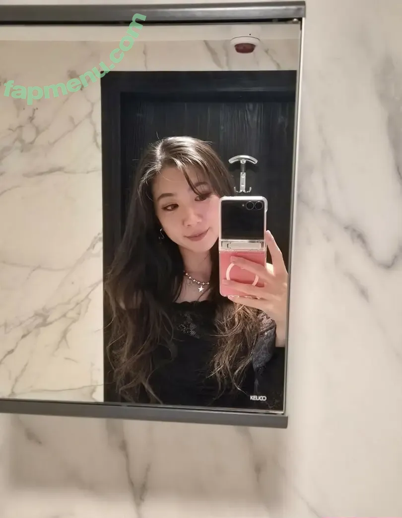 Fuslie nude photo #0867 (Leslie)