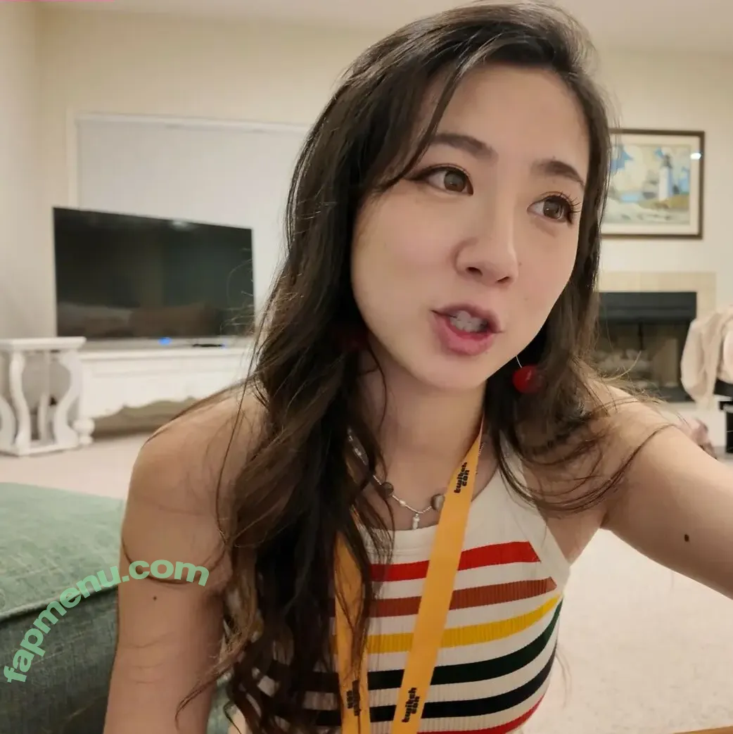 Fuslie nude photo #0895 (Leslie)