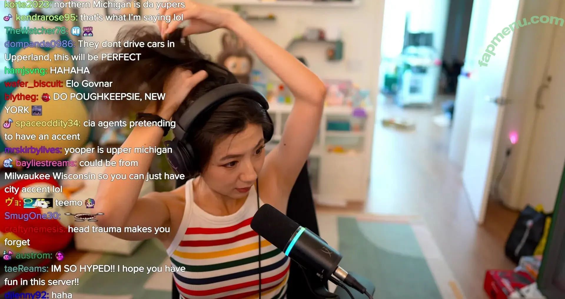 Fuslie nude photo #0913 (Leslie)