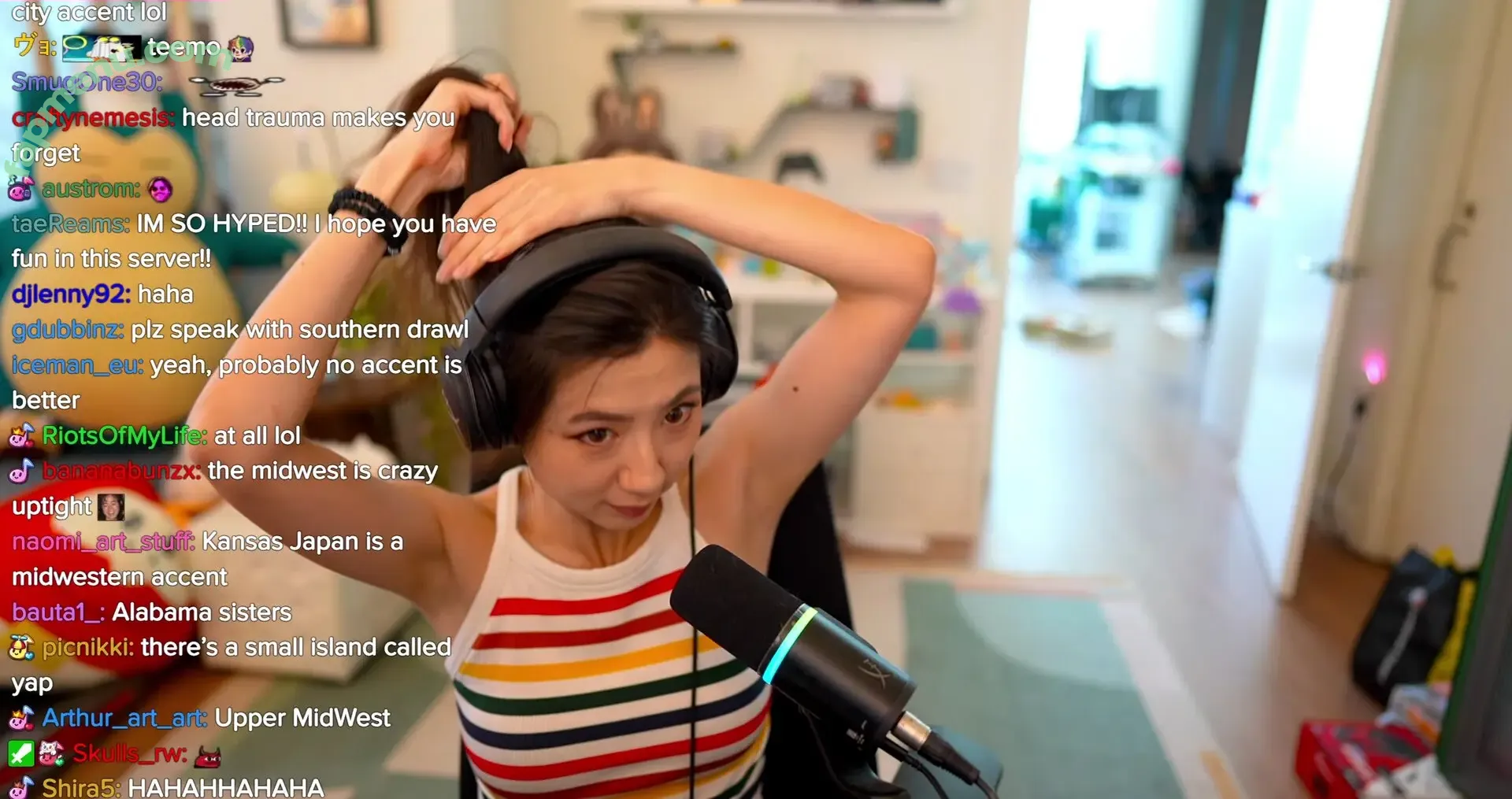 Fuslie nude photo #0917 (Leslie)