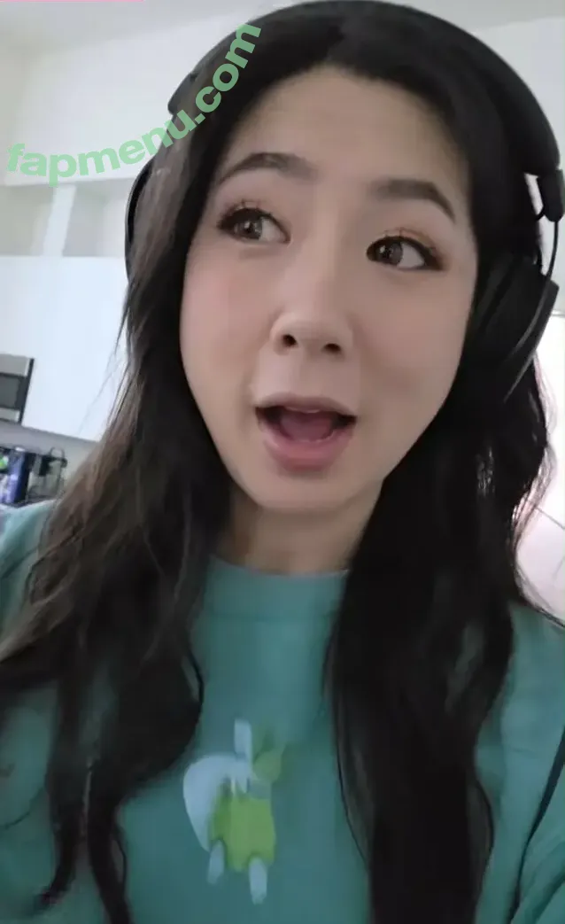 Fuslie nude photo #0951 (Leslie)
