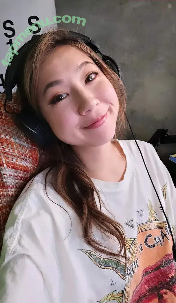 Fuslie (Leslie) nude photo #0009 (fuslie)