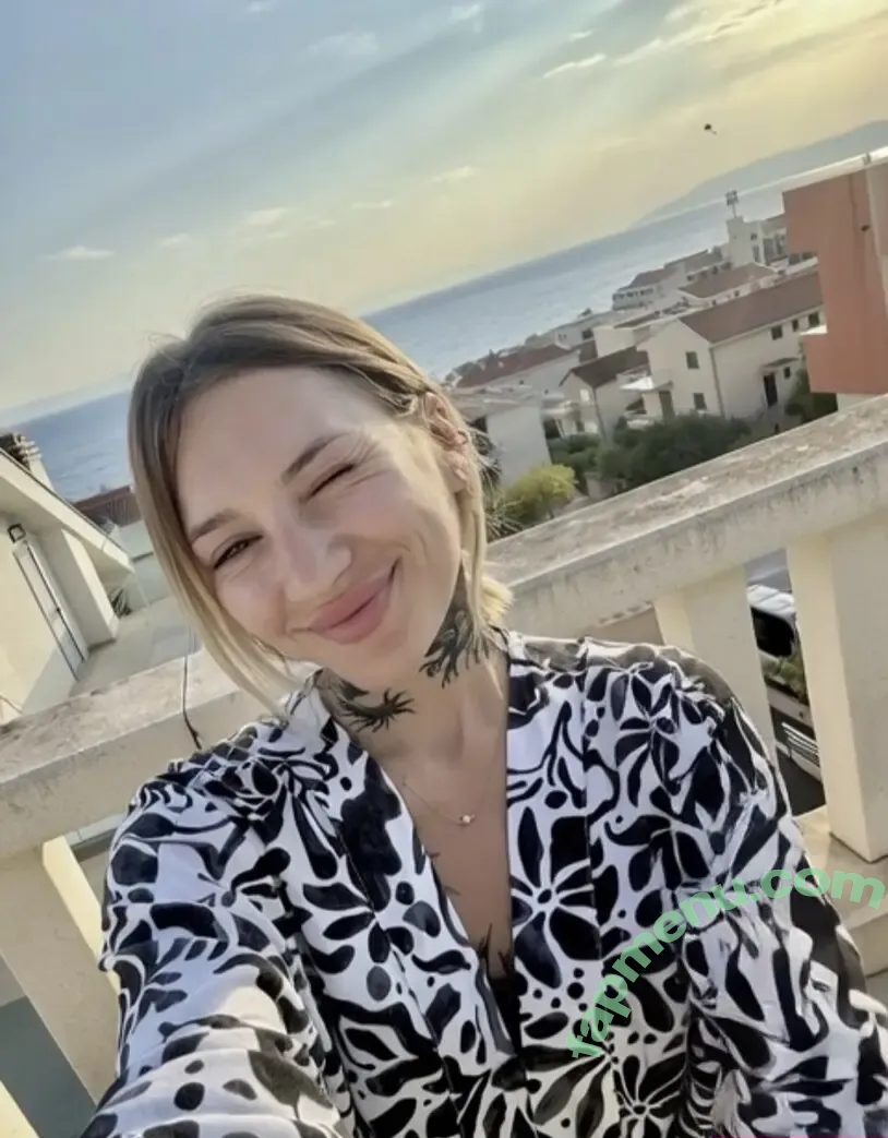 Future_star nude photo #0257 (betty_ouh)