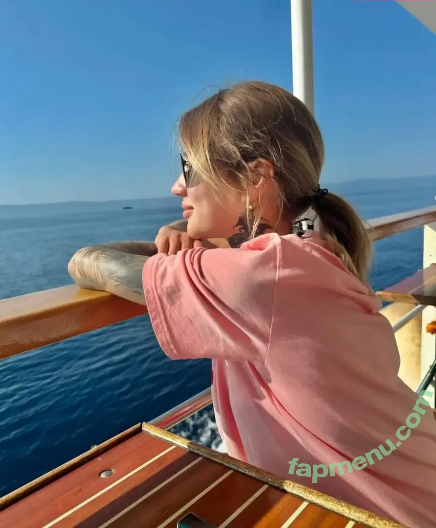 Future_star nude photo #0376 (betty_ouh)