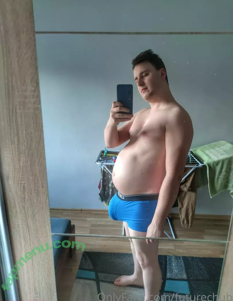 futurechub nude photo #0002 (gaining_baconator)