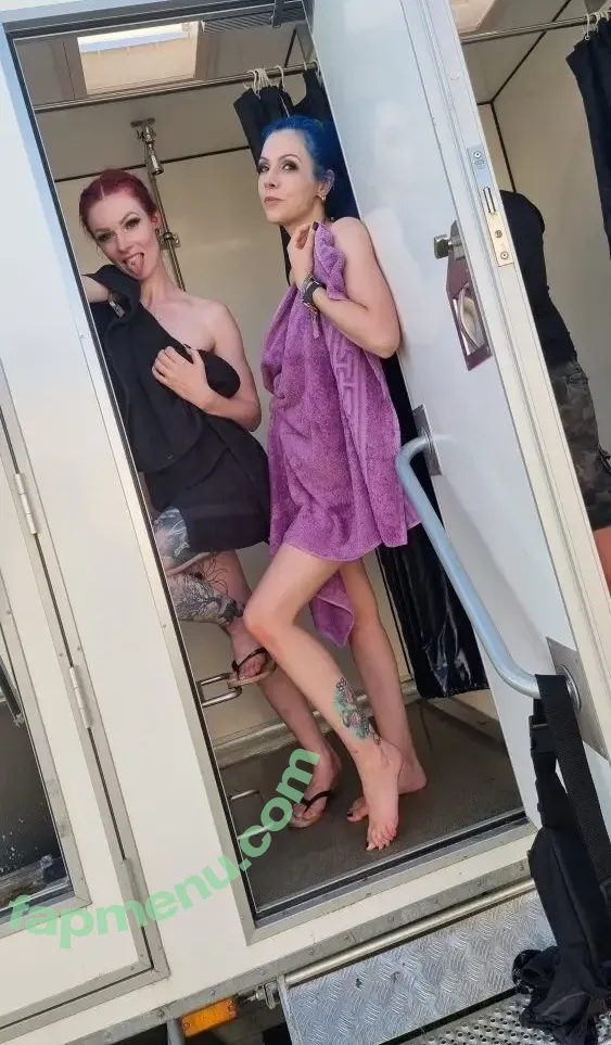 Fuxteufelswild nude photo #0093 (_fuxteufelswild_)