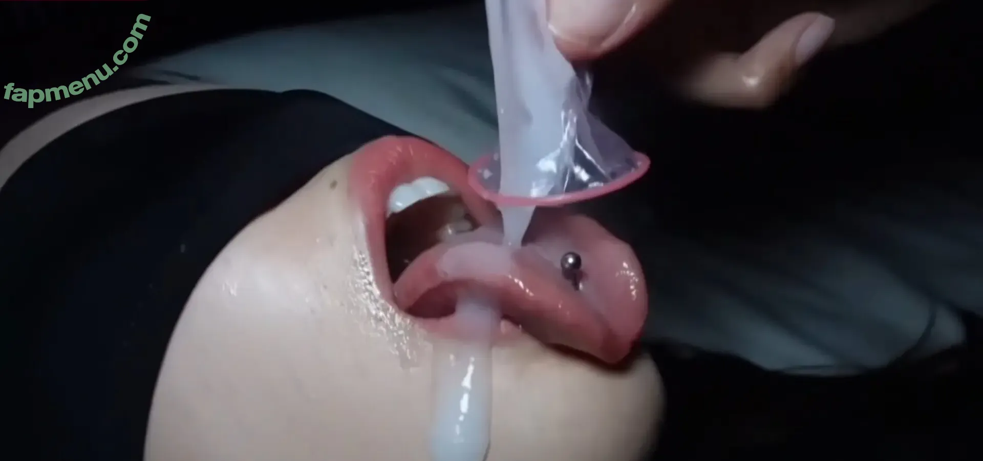 fwvz28j0 nude photo #0032 (bendover87654321 / cwjcox)