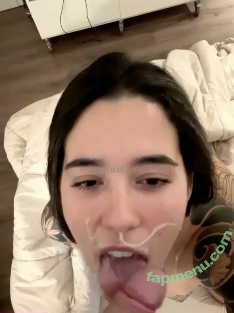 g.abrie7a nude photo #0140 (gaabrie7a / itsmegabby__)