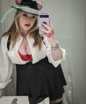  nude photo #0005