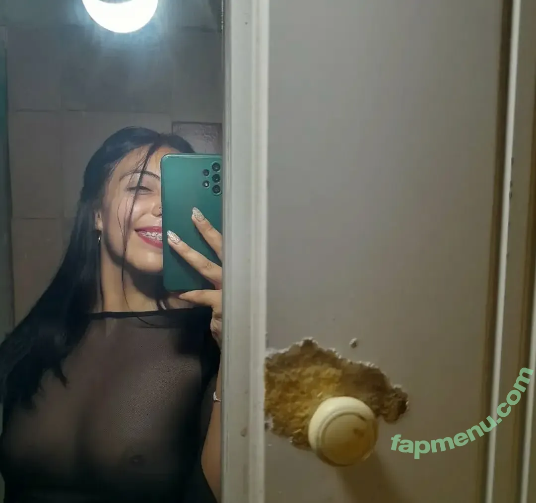 g_lunitaluu nude photo #0004 (g_lunitaluu)