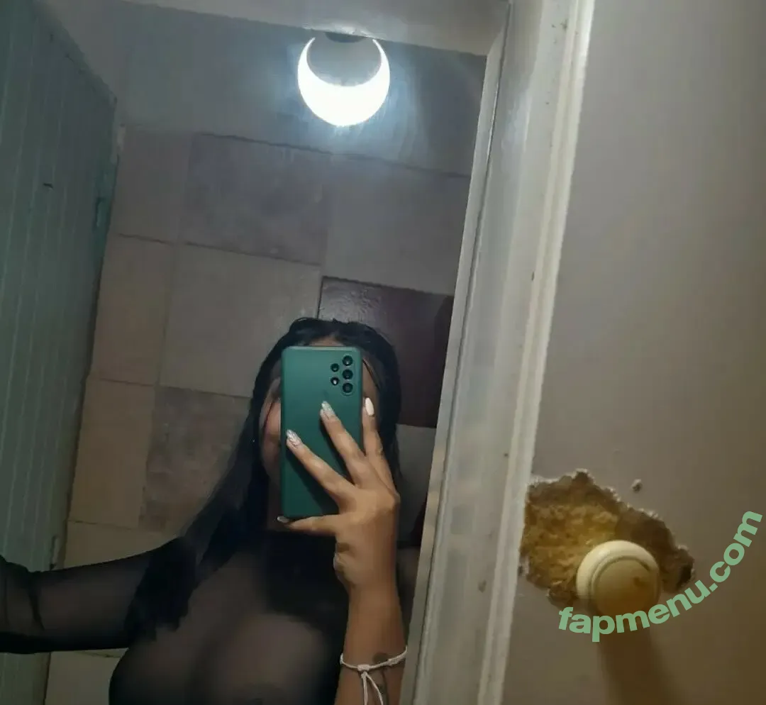 g_lunitaluu nude photo #0006 (g_lunitaluu)