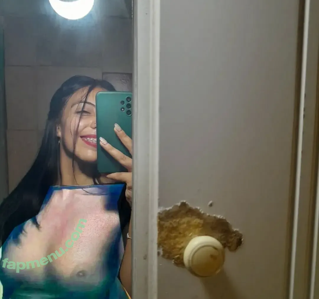 g_lunitaluu nude photo #0010 (g_lunitaluu)