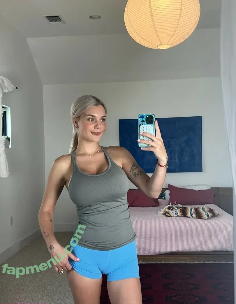 Gabbie Carter nude photo #0014 (gabbiecarter00 / realgabbiecarter00 / sexygab)