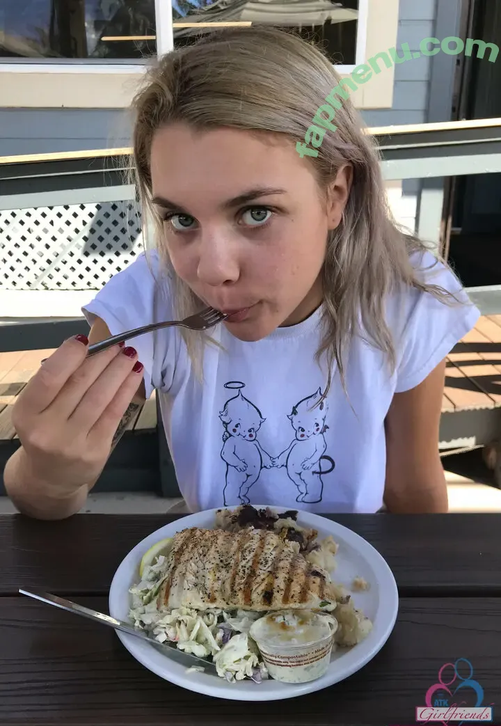 Gabbie Carter nude photo #0090 (gabbiecarter00 / realgabbiecarter00 / sexygab)