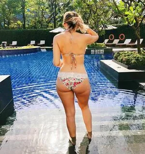 Gabbie Hanna / gabbiehanna / theinfamousbabz / youtuber nude photo #0165