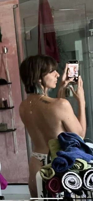 Gabbie Hanna / gabbiehanna / theinfamousbabz / youtuber nude photo #0197