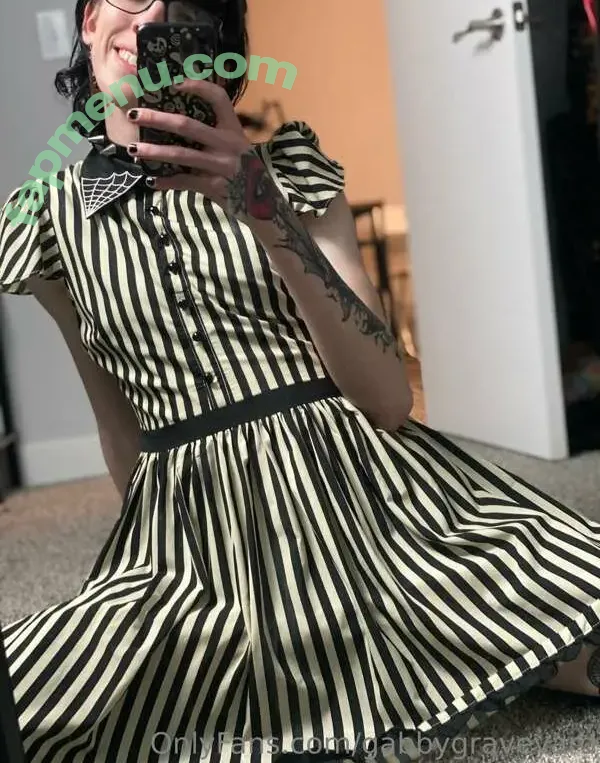 Gabby Graveyard nude photo #0041 (gabbygraveyard)