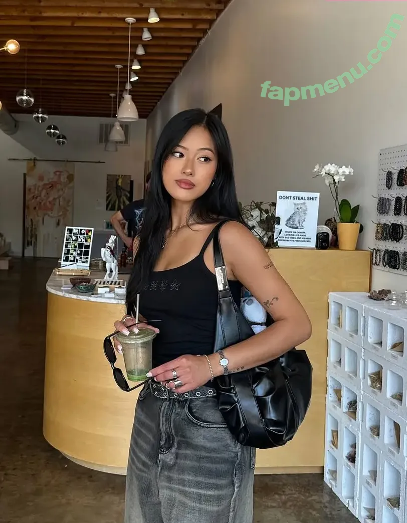 Gabby.hua nude photo #0953 (Gabby Hua)
