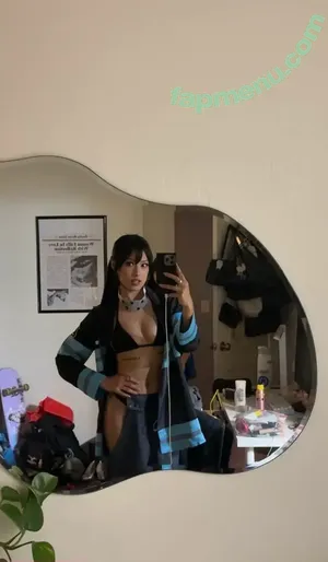 Gabby.hua / Gabby Hua nude photo #1009